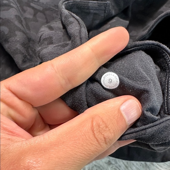 Lululemon Align Jogger Crop *23" Formation Camo Deep Coal Multi - Picture 4 of 5